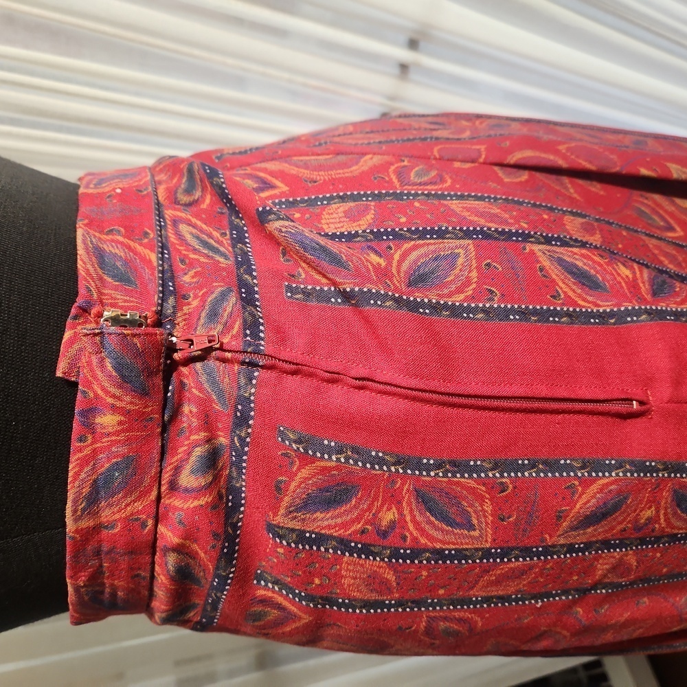 RED LONG SKIRT M/L - Picture 5 of 17